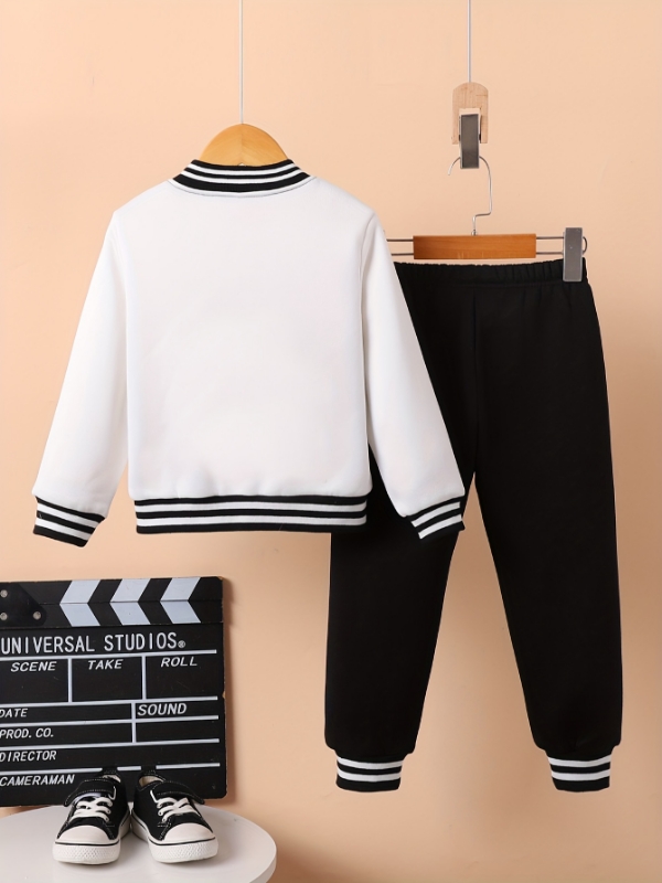 ชุดเสื้อแจ็คเก็ตวาร์ซิตี้และกา - Varsity Jacket Wool บทวิจารณ์และราคา