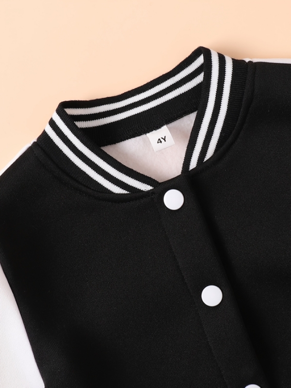 ชุดเสื้อแจ็คเก็ตวาร์ซิตี้และกา - Varsity Jacket Wool บทวิจารณ์และราคา